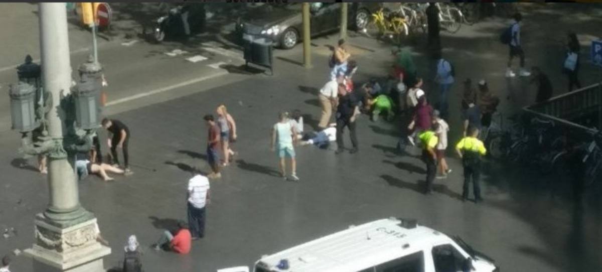 Impactantes imágenes y vídeos del atentado yihadista en Barcelona