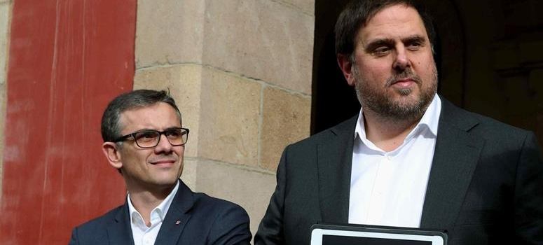 El El TC multa con 12.000 euros diarios a los organizadores del referéndum