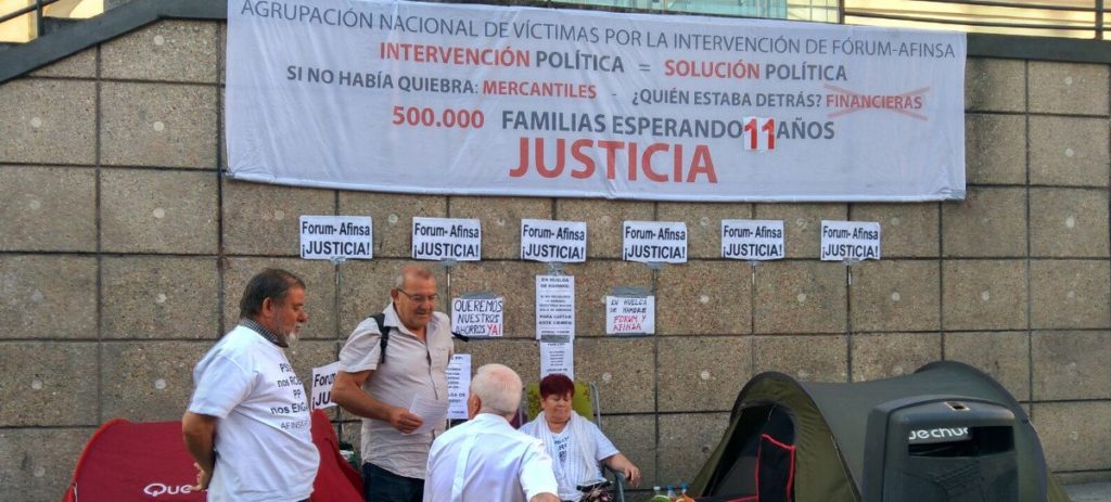Afectados de Fórum continúan la huelga de hambre y se concentran en Madrid