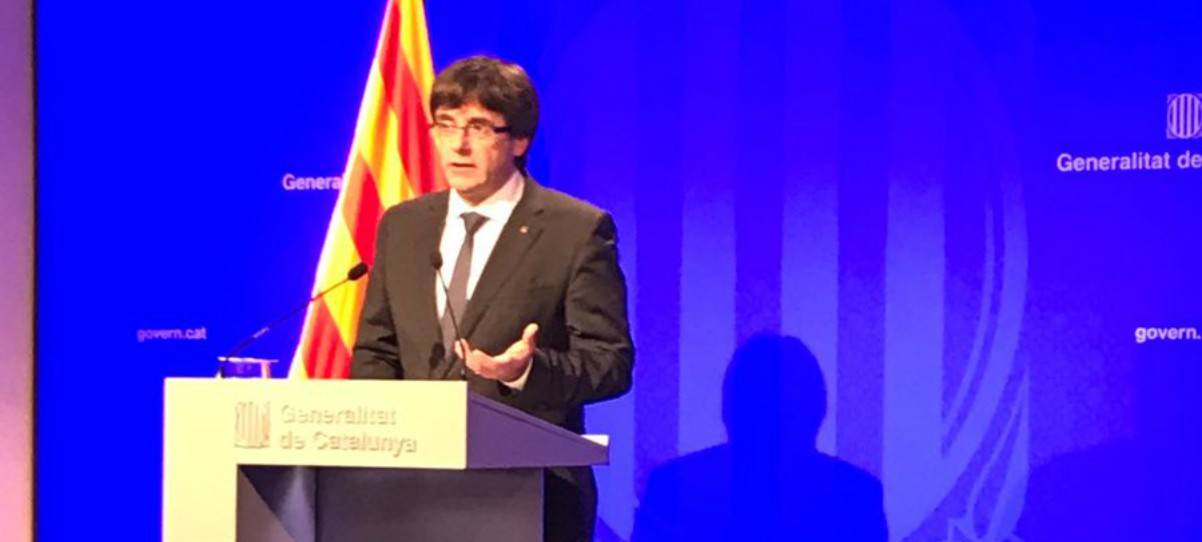 Puigdemont dice que el resultado ‘fue vinculante’ pese a que personas votaron dos veces