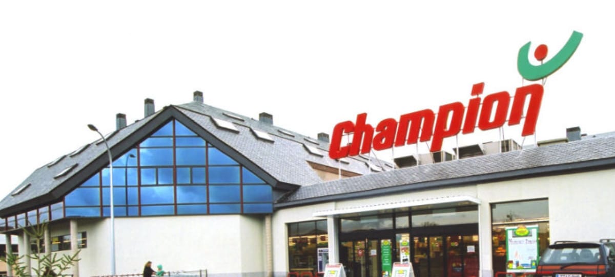 Supermercados Champion, de Carrefour: despedida una empleada por robar 5,52 euros