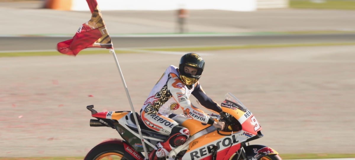 Marc Márquez, del equipo Repsol-Honda, no paseó la bandera de España