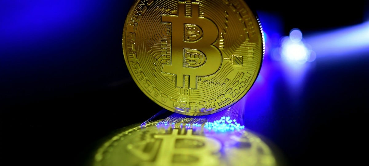 El bitcoin se desploma en las horas previas al ‘halving’