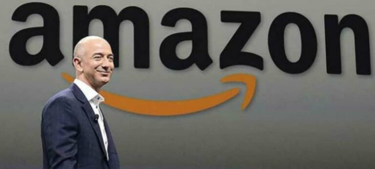 El fundador de Amazon, Jeff Bezos, durante una presentación de la compañía