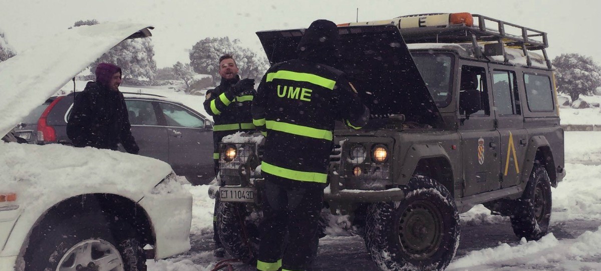 La carta de un Guardia Civil sobre la ignorancia de los conductores en la nieve que se ha hecho viral