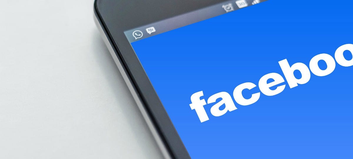 Facebook lanza su herramienta para buscar empleo en España