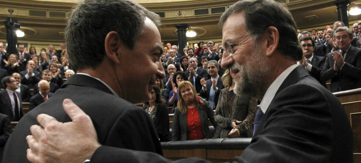 Zapatero afirma que se mensajea habitualmente con Rajoy