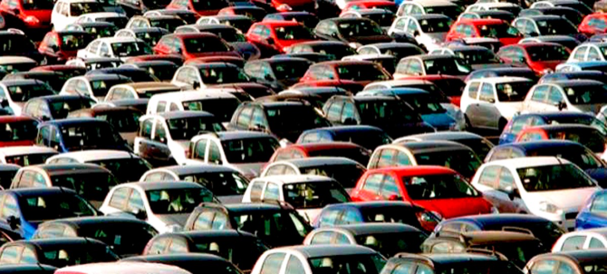 Descuentos y facilidades de pago en la venta ‘online’ de coches para eliminar stock