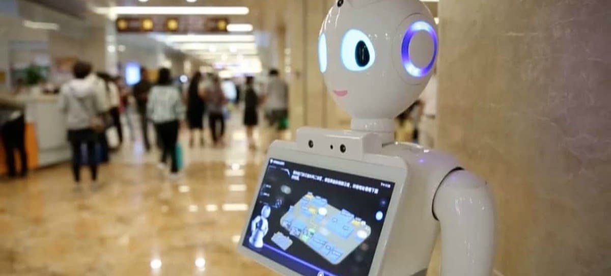 Un médico-robot comienza a tratar pacientes en China