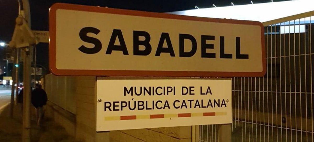 Carteles en Sabadell: el «municipio de la República catalana»