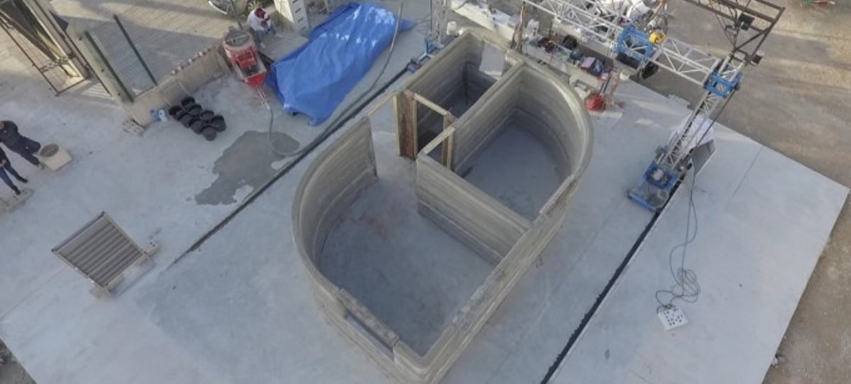 Una impresora 3D de hormigón levanta su primera vivienda en España