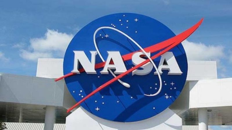 La NASA enviará una misión a una luna de Saturno en busca del origen de la vida