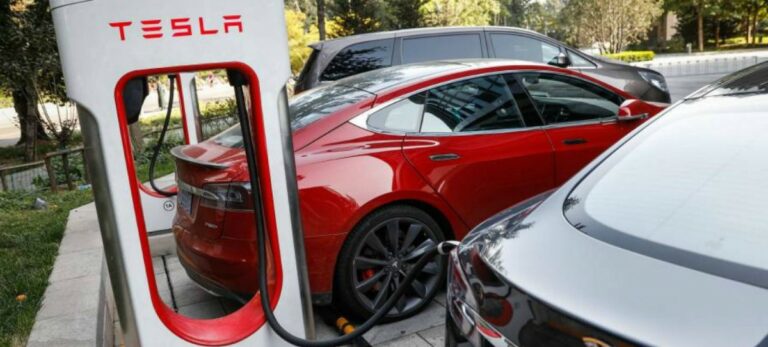 Cargador eléctrico de Tesla