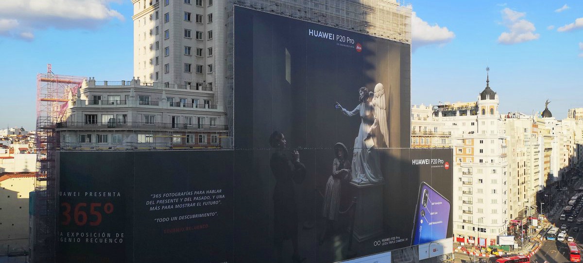 La mayor foto publicitaria del mundo ya cuelga desde en el centro de Madrid