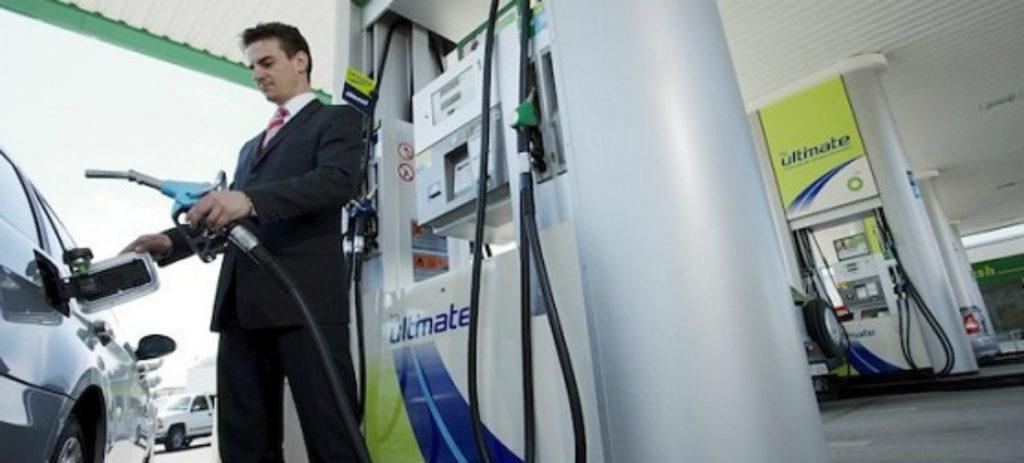 El fin al descuento del carburante dispara los precios de gasolina y gasóleo