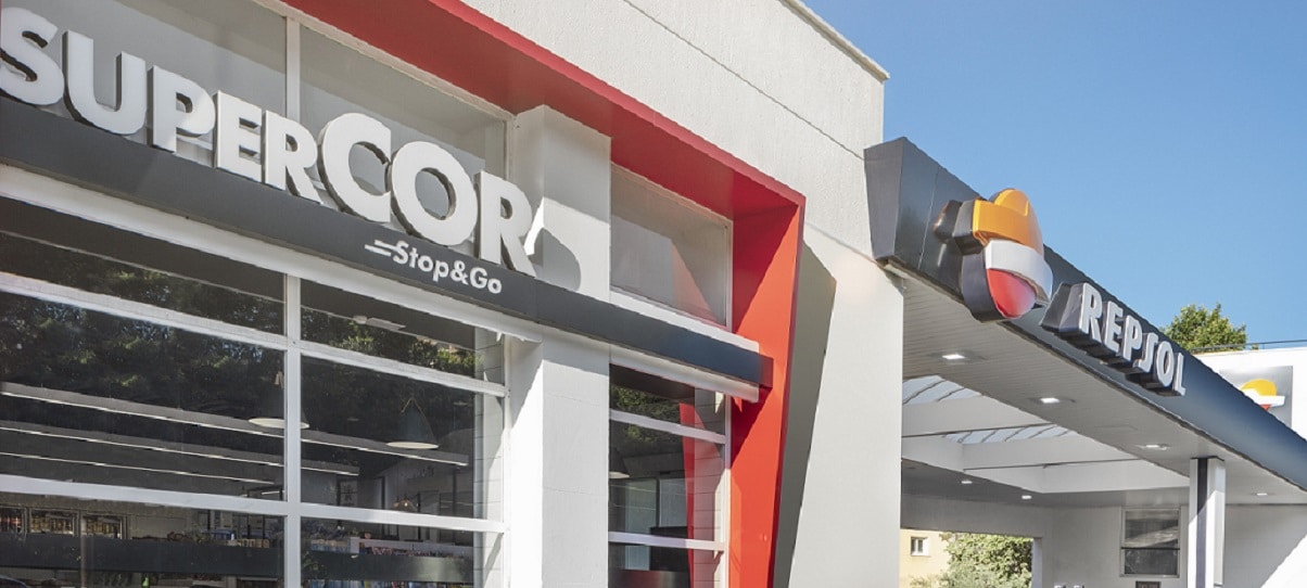 El Corte Inglés vende el negocio de 47 Supercor a Carrefour pero se queda con los inmuebles