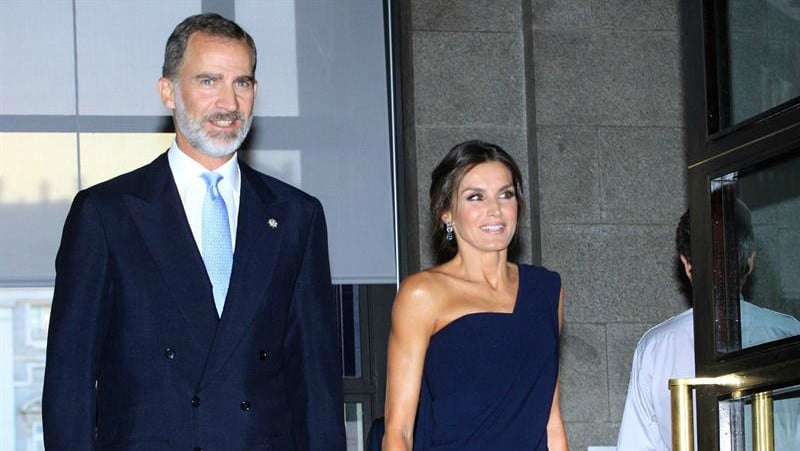 El Rey viaja a Cuba, que adeuda a las empresas españolas 300 millones de euros