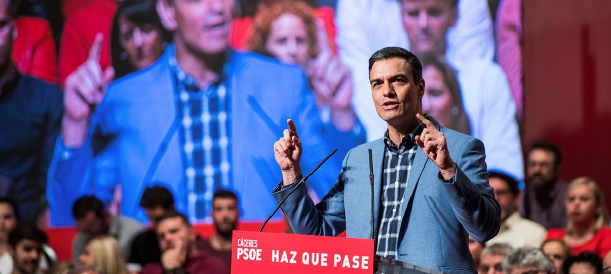 Sánchez condiciona el alza al IPC de las pensiones y la subida salarial de los funcionarios a su victoria en las elecciones