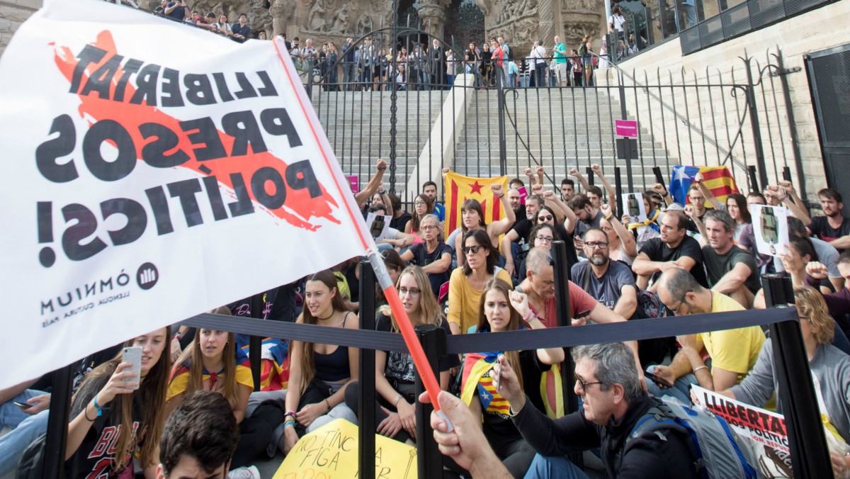 Miles de euros no llegan a Barcelona tras desviar TUI, MSC y Pullmantur sus cruceros