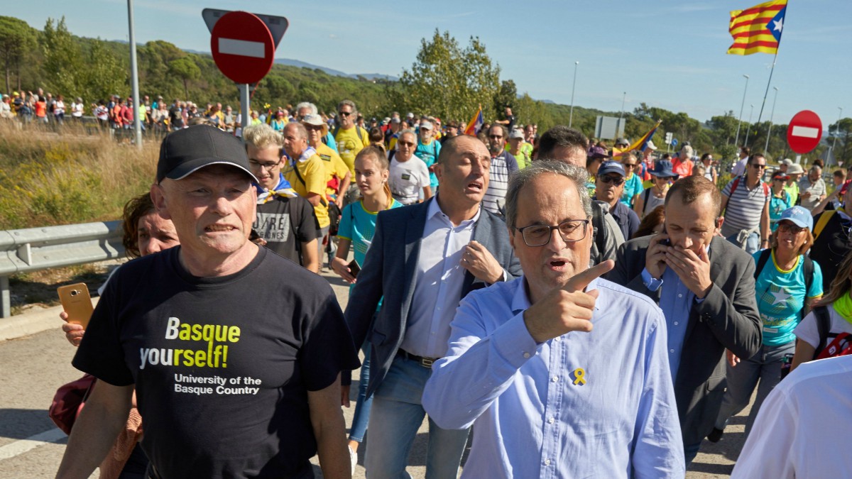 Los transportistas, hartos de los cortes de carreteras en Cataluña, piden la intervención del Gobierno