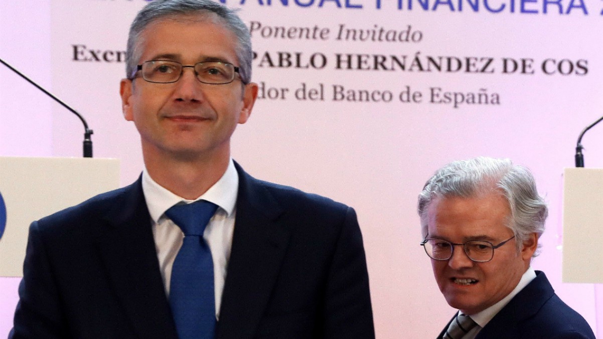 El Banco de España pide menos dividendos y más fusiones