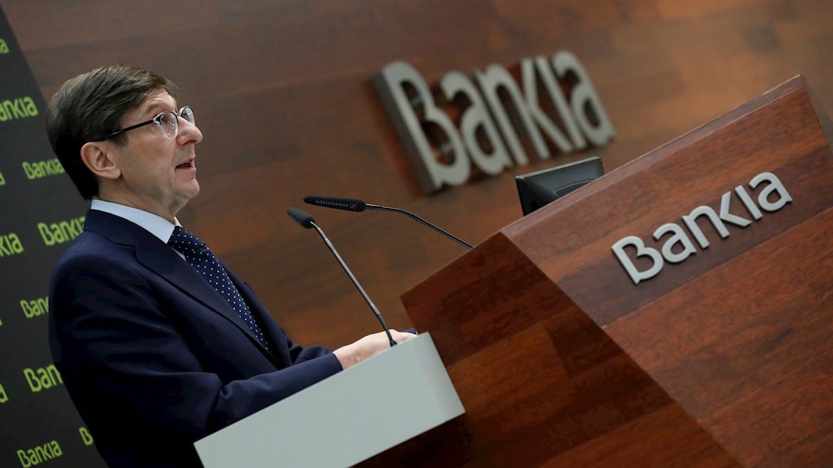 Bankia gana 180 millones, un 69% menos, tras dotar 465 millones