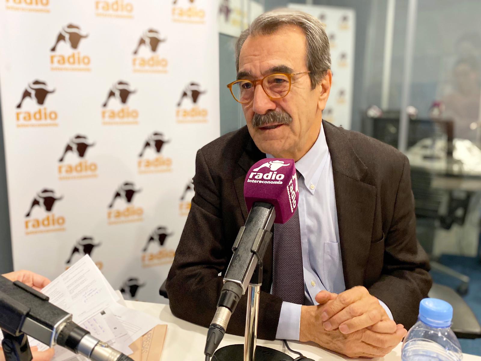 Emilio Ontiveros: «Un país como el nuestro no se puede permitir una oleada de jubilaciones anticipadas»