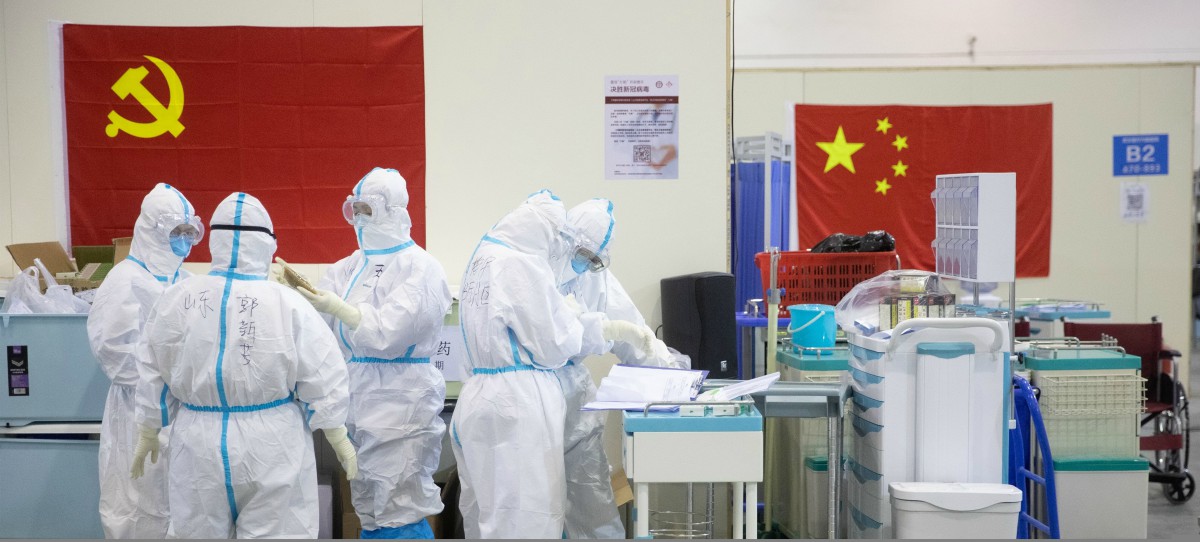 China inicia los ensayos clínicos de 2 posibles vacunas contra el coronavirus