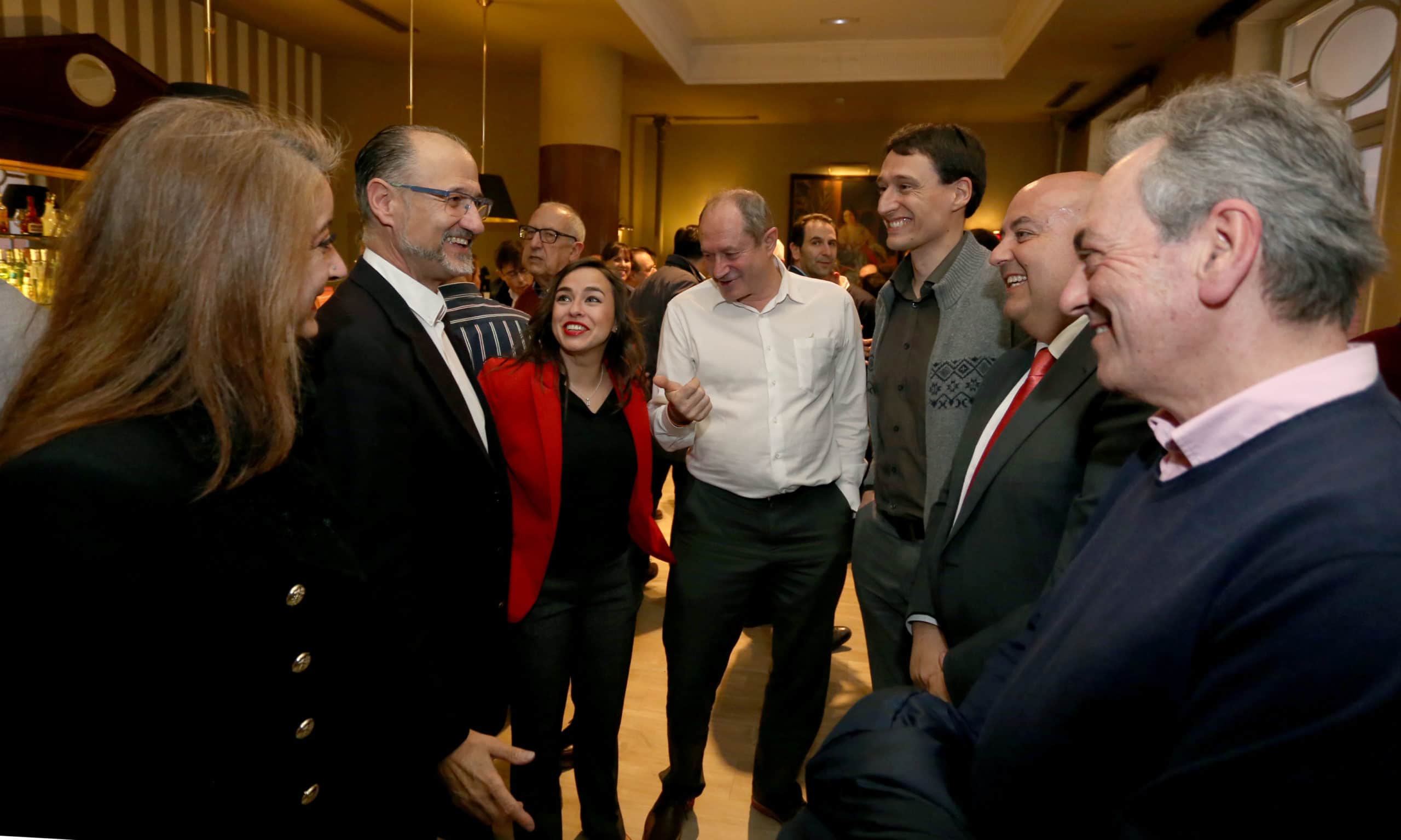 Fuentes dice que ve a Igea por el retrovisor y a rebufo