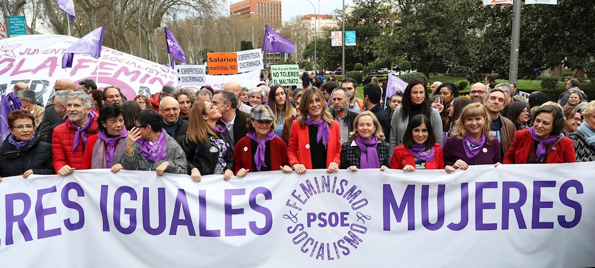 La jueza que investiga la manifestación feminista del 8M en Madrid imputa al delegado del Gobierno