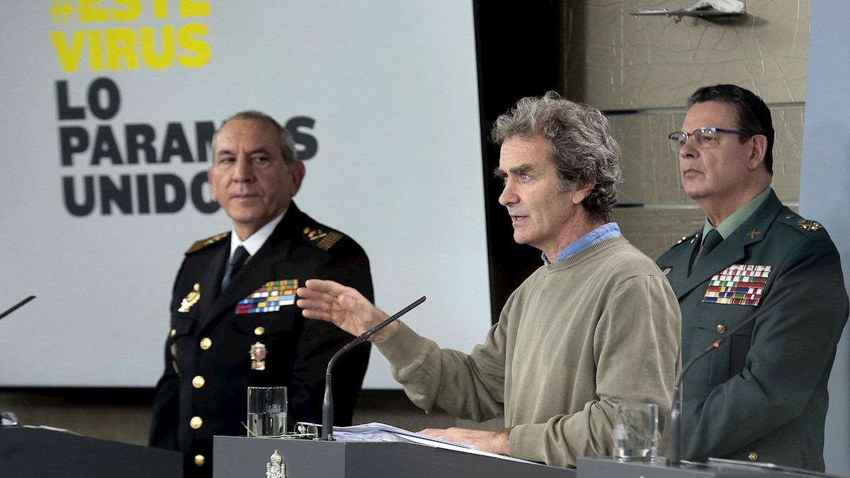 Sanidad admite que la ‘sobrecarga’ de las UCI les obliga a seleccionar pacientes según su esperanza de vida