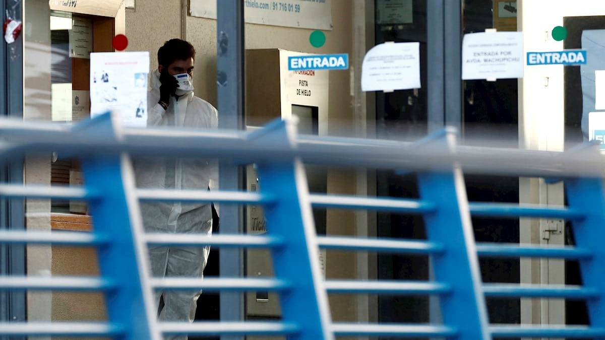 Madrid usará el Palacio de Hielo como morgue por la saturación de las funerarias