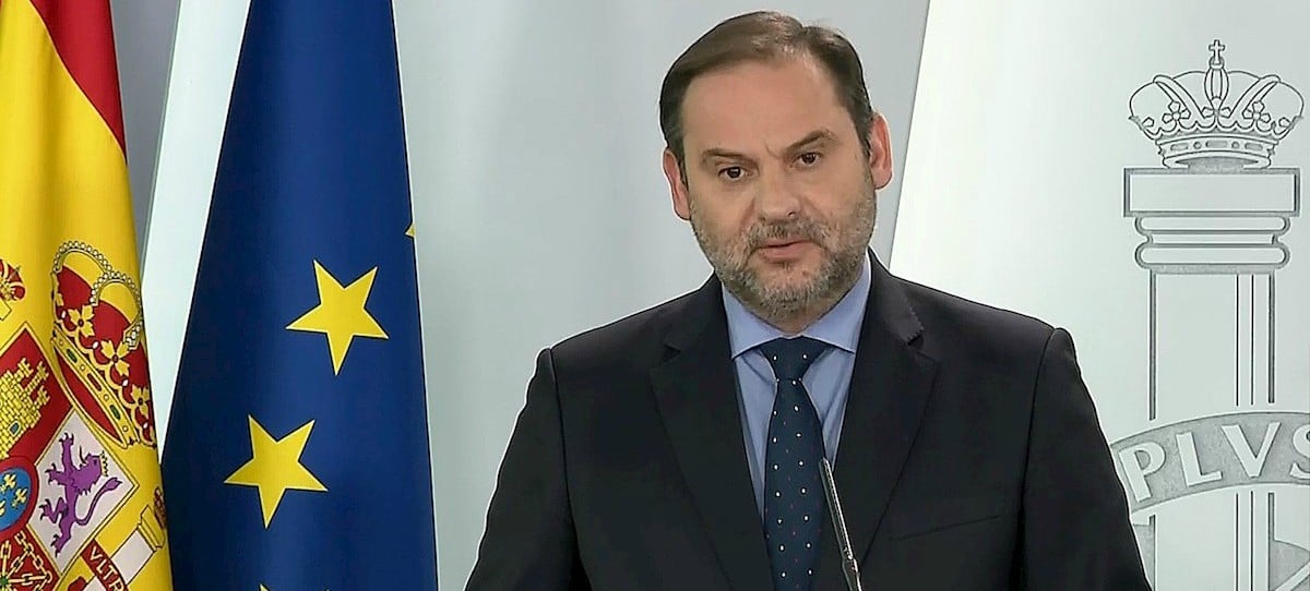 Ábalos afirma que rebajar impuestos ‘es un sinsentido’ y recuerda que Rajoy los subió en la crisis financiera