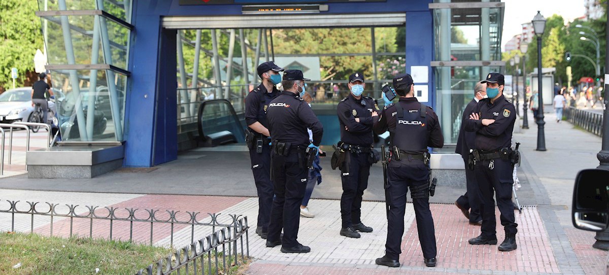 La Policía toma las calles de Madrid para detener la décima protesta vecinal en Madrid