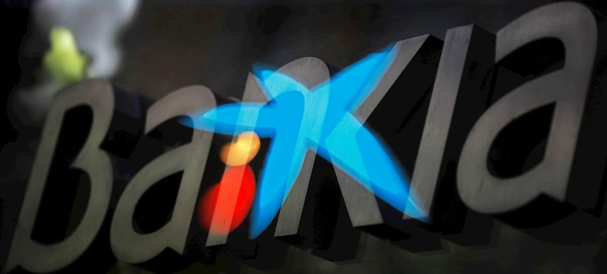 Caixabank y Bankia convoca a sus accionistas a principios de diciembre para aprobar su fusión