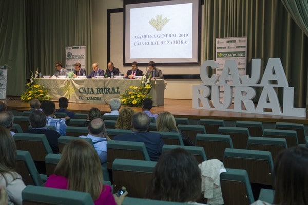 Caja Rural de Zamora reinaugura su urbana 2 en Valladolid