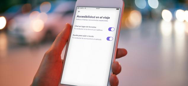 Cabify aumenta la accesibilidad para usuarios y pone en marcha una campaña de concienciación sobre discapacidad visual