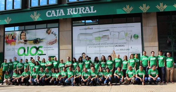 Caja Rural de Zamora entrega a Cáritas una donación de 2.000 euros