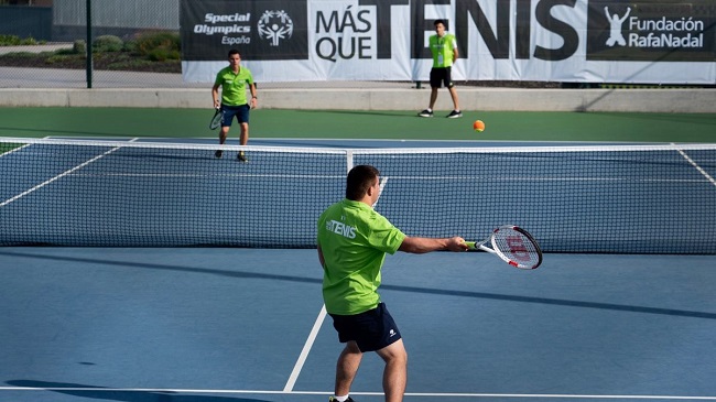 ‘Más que Tenis’ de la Fundación Rafa Nadal cumple 10 años promoviendo la inclusión de jóvenes con discapacidad