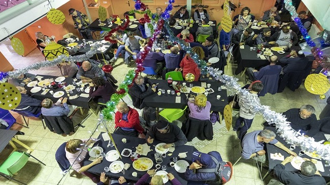 LaLiga se une a ayuntamientos españoles para hacer llegar a los más necesitados un menú navideño