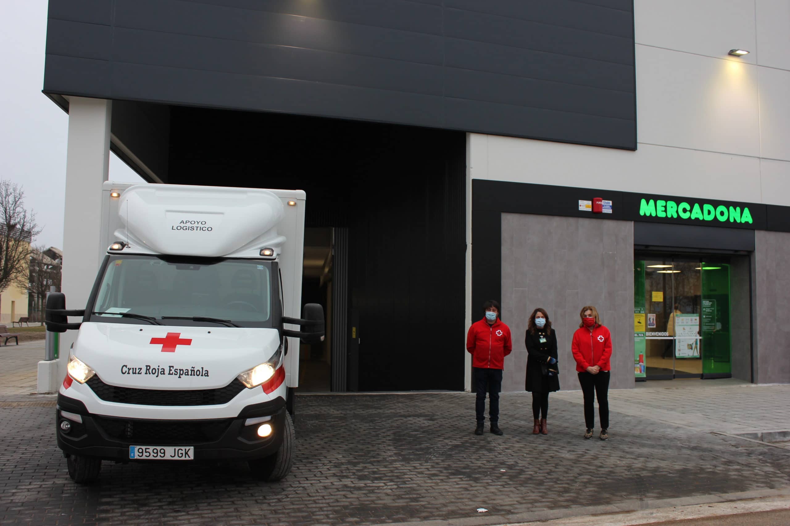 Mercadona entrega 11.000 unidades de productos infantiles a Cruz Roja Valladolid