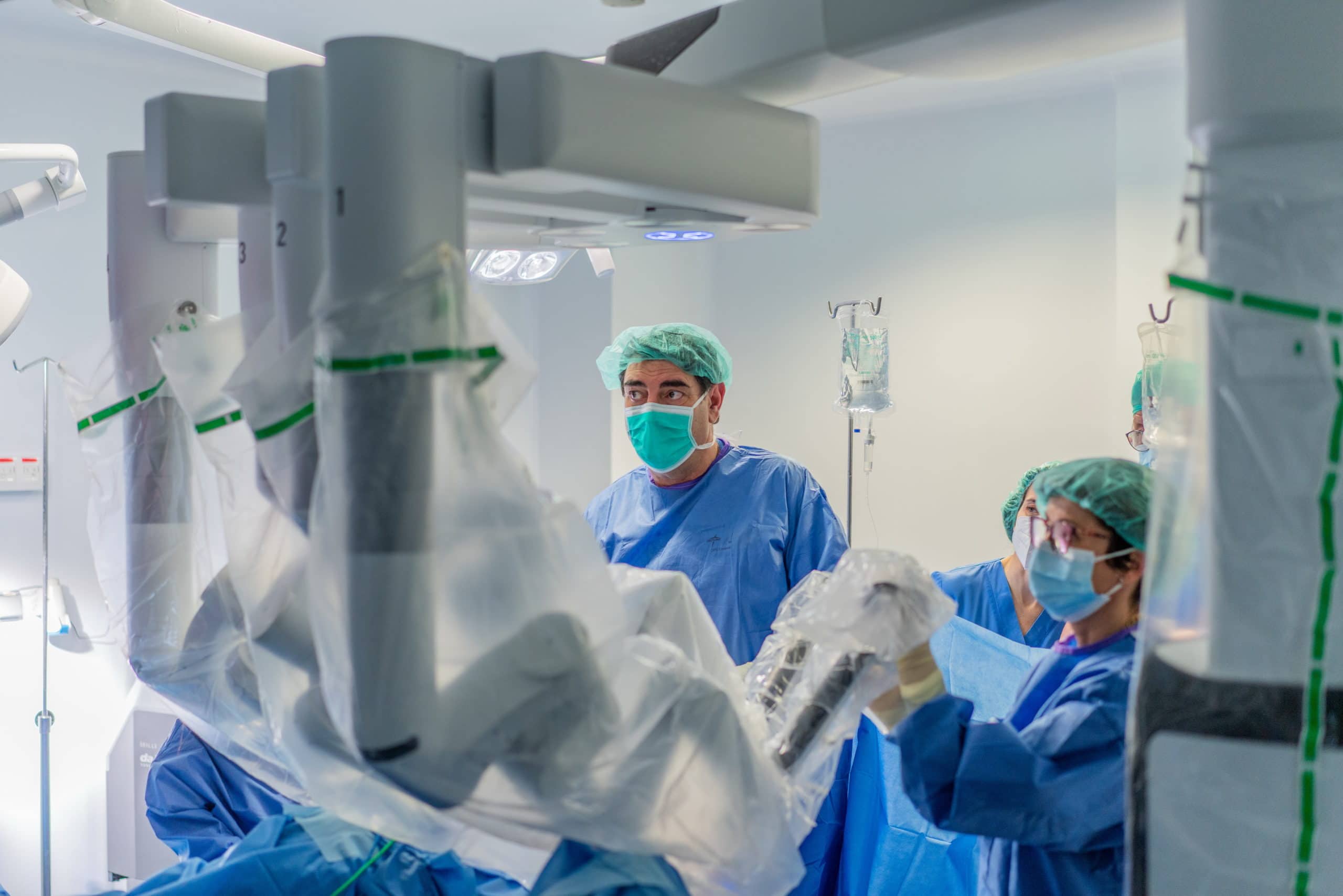 El hospital Campo Grande, de Valladolid, realiza una operación ‘robótica’ de oncología ginecológica