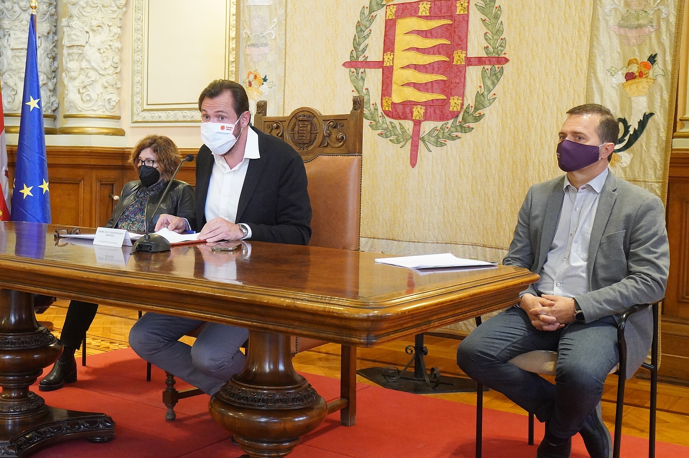 El 82 por ciento de los contratos del Ayuntamiento de Valladolid fue a pymes