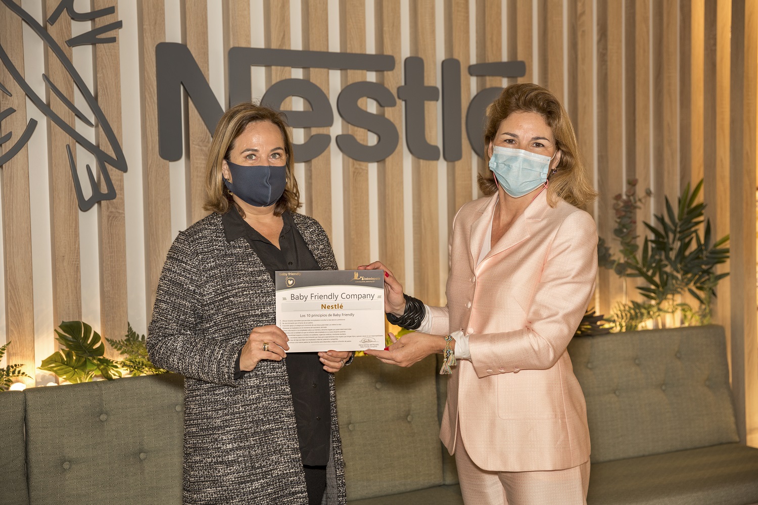Nestlé impulsa para sus empleados un plan de apoyo a la crianza