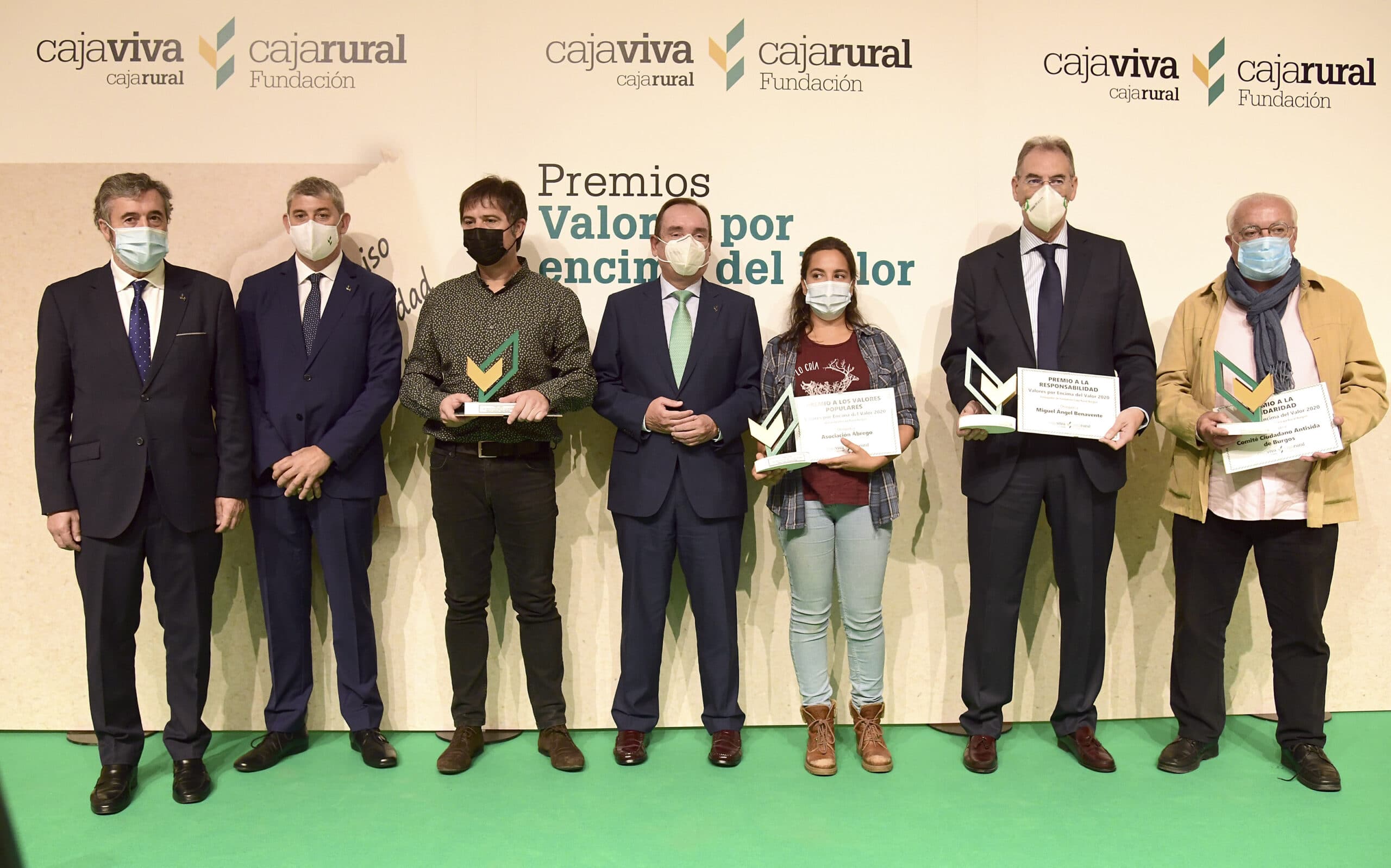 Miguel Ángel Benavente, Ábrego, Ebrovisión y Comité Antisida, premios Valores de Fundación Cajaviva Caja Rural de Burgos