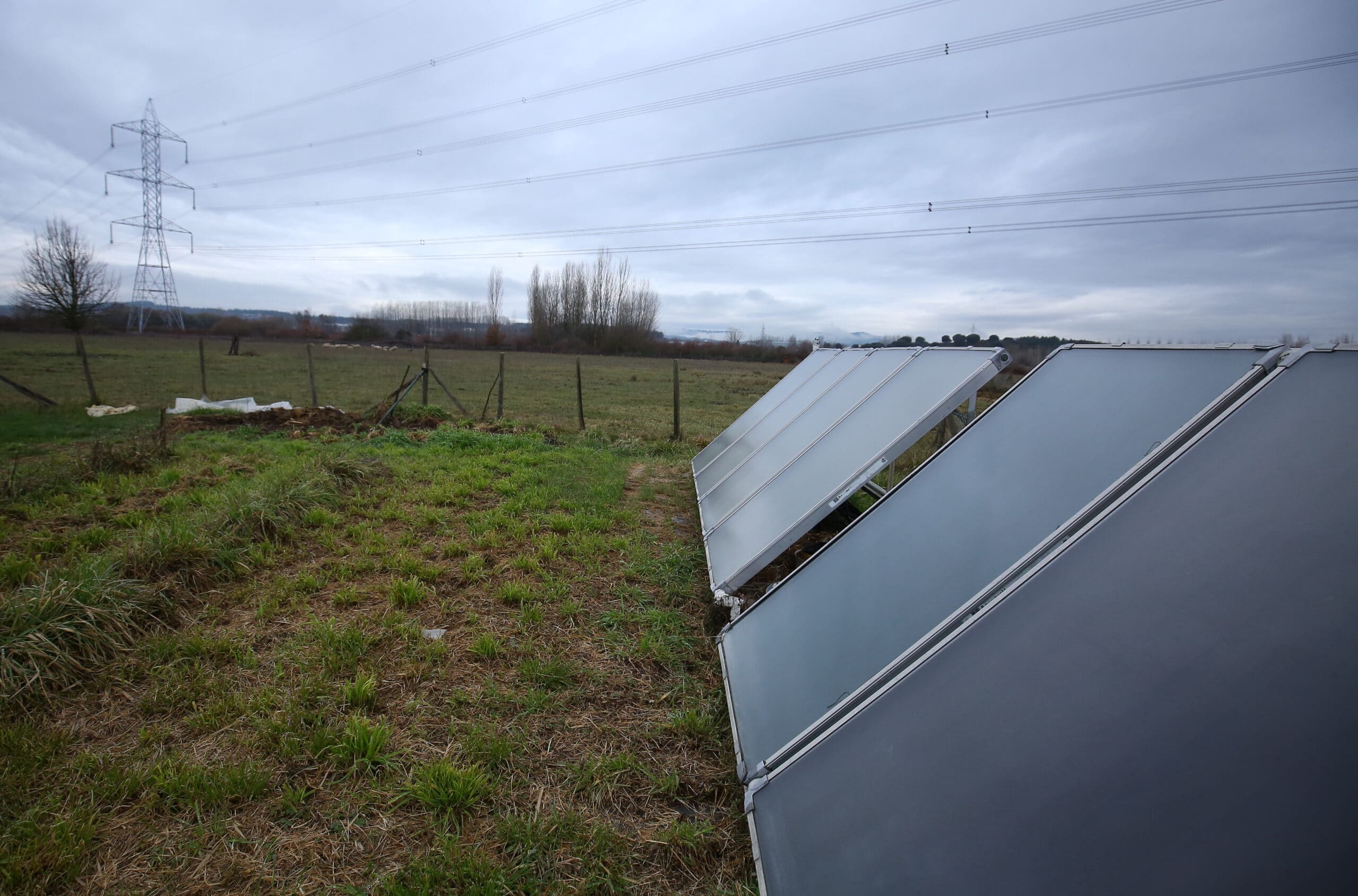 Iberdrola empieza a montar el complejo fotovoltaico de Revilla-Vallejera (Burgos)