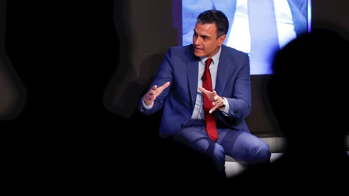 Sánchez pasa de los empresarios e invita a Moncloa solo a CCOO y UGT a una reunión con el área económica del Gobierno