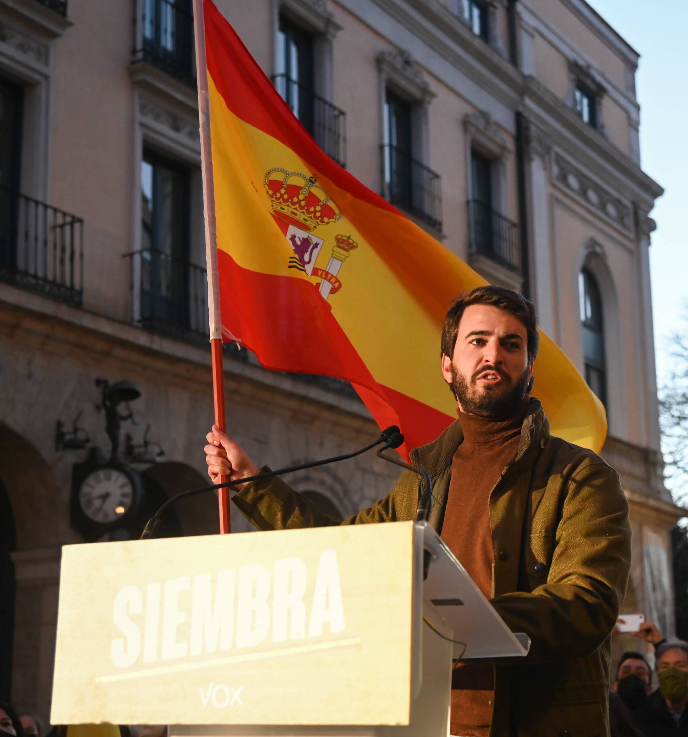 García-Gallardo (Vox) acusa al PSOE  de «deshonrar la memoria» de las víctimas de ETA al pactar con Bildu