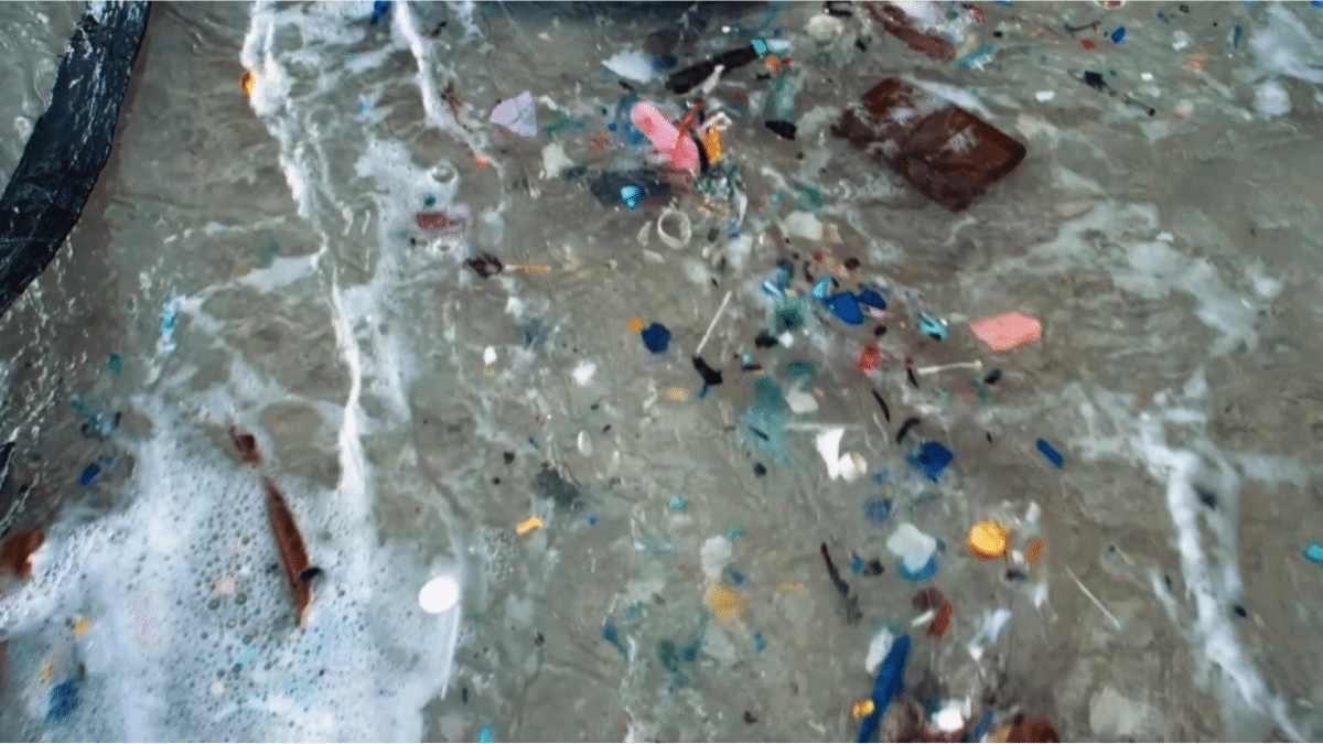 Samsung colabora con Patagonia para mantener los microplásticos fuera de nuestros océanos