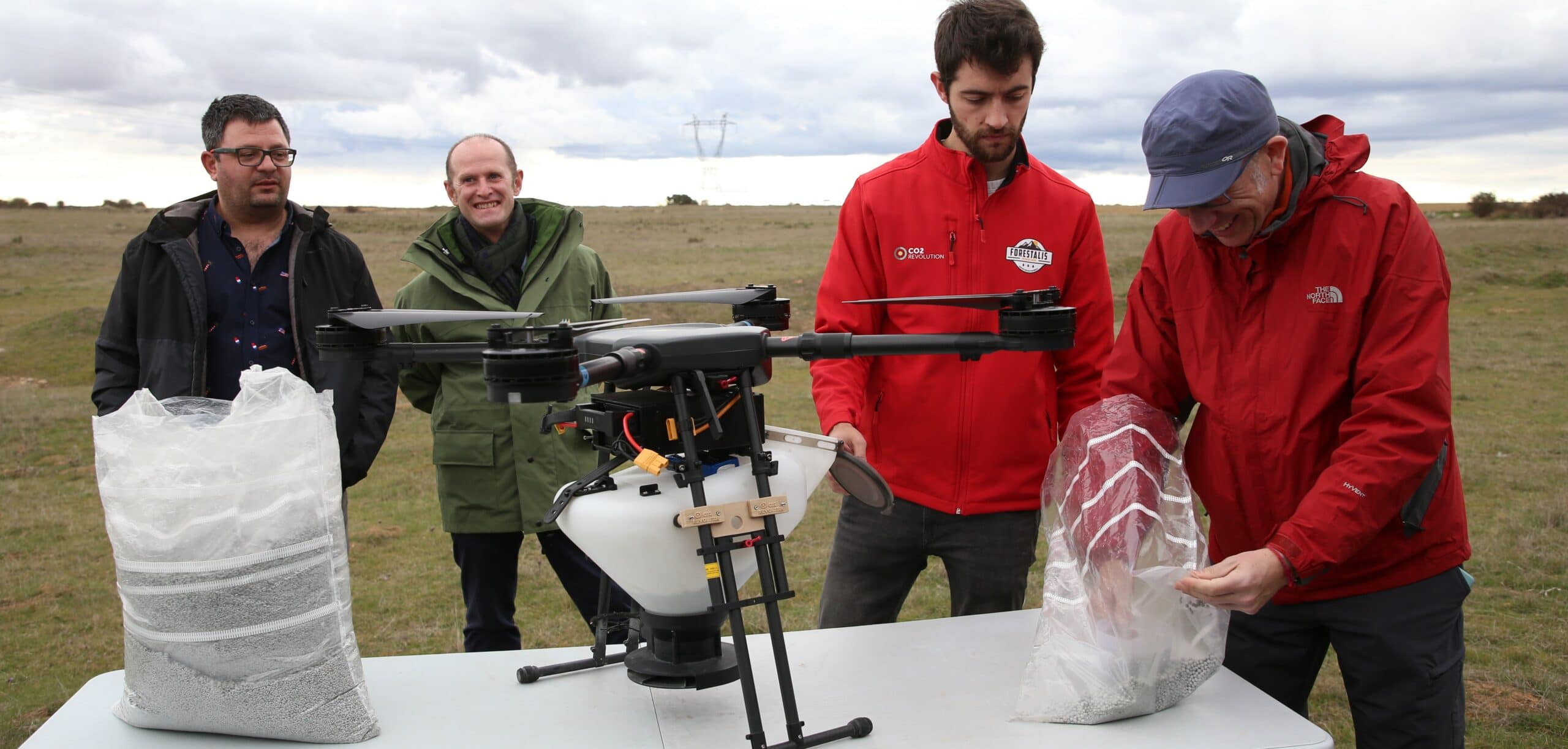 Iberdrola echa a volar un dron capaz de plantar 100.000 semillas de árbol al día